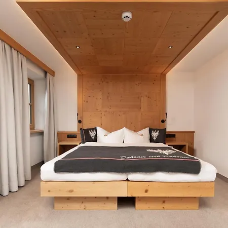 Apartman Berghof - Anno 1588 Sölden