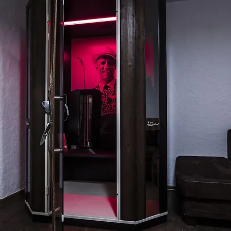 Berghof - Anno 1588 Apartment Sölden